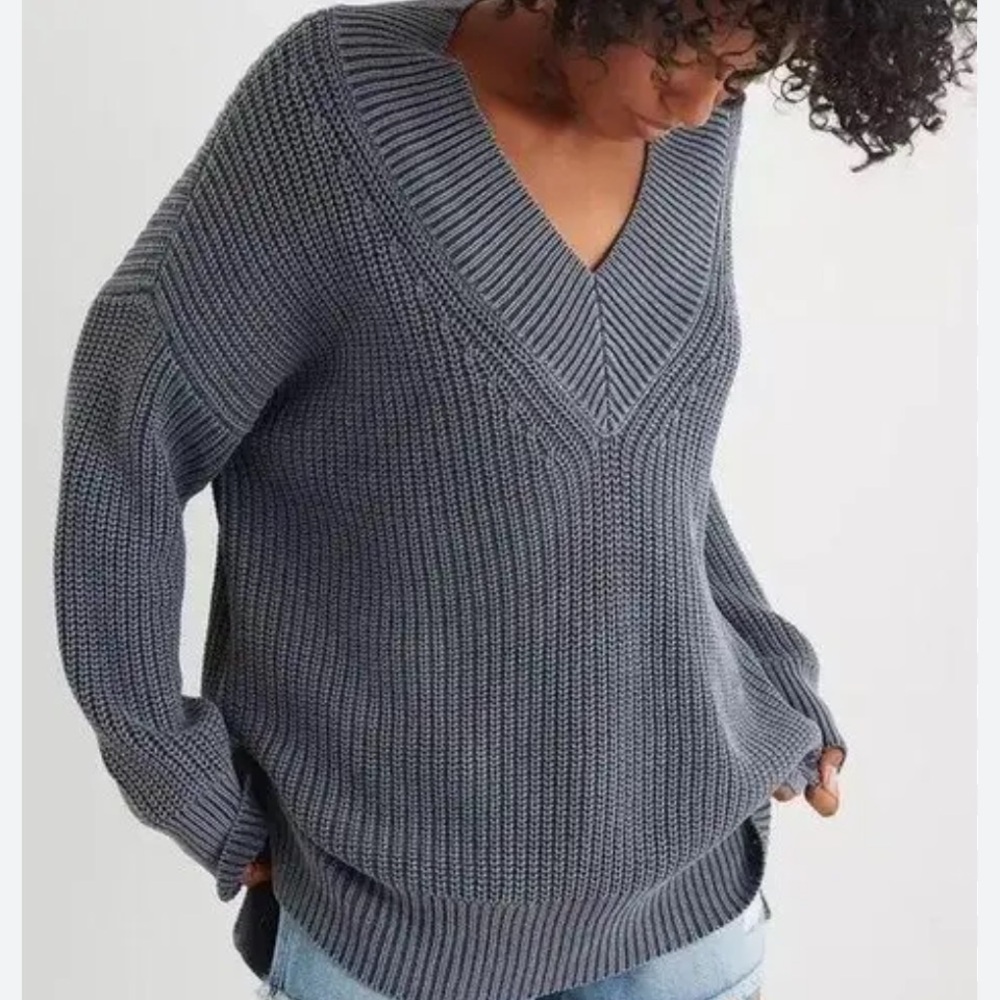 AERIE CHUNKY KNIT SWEATER (185)